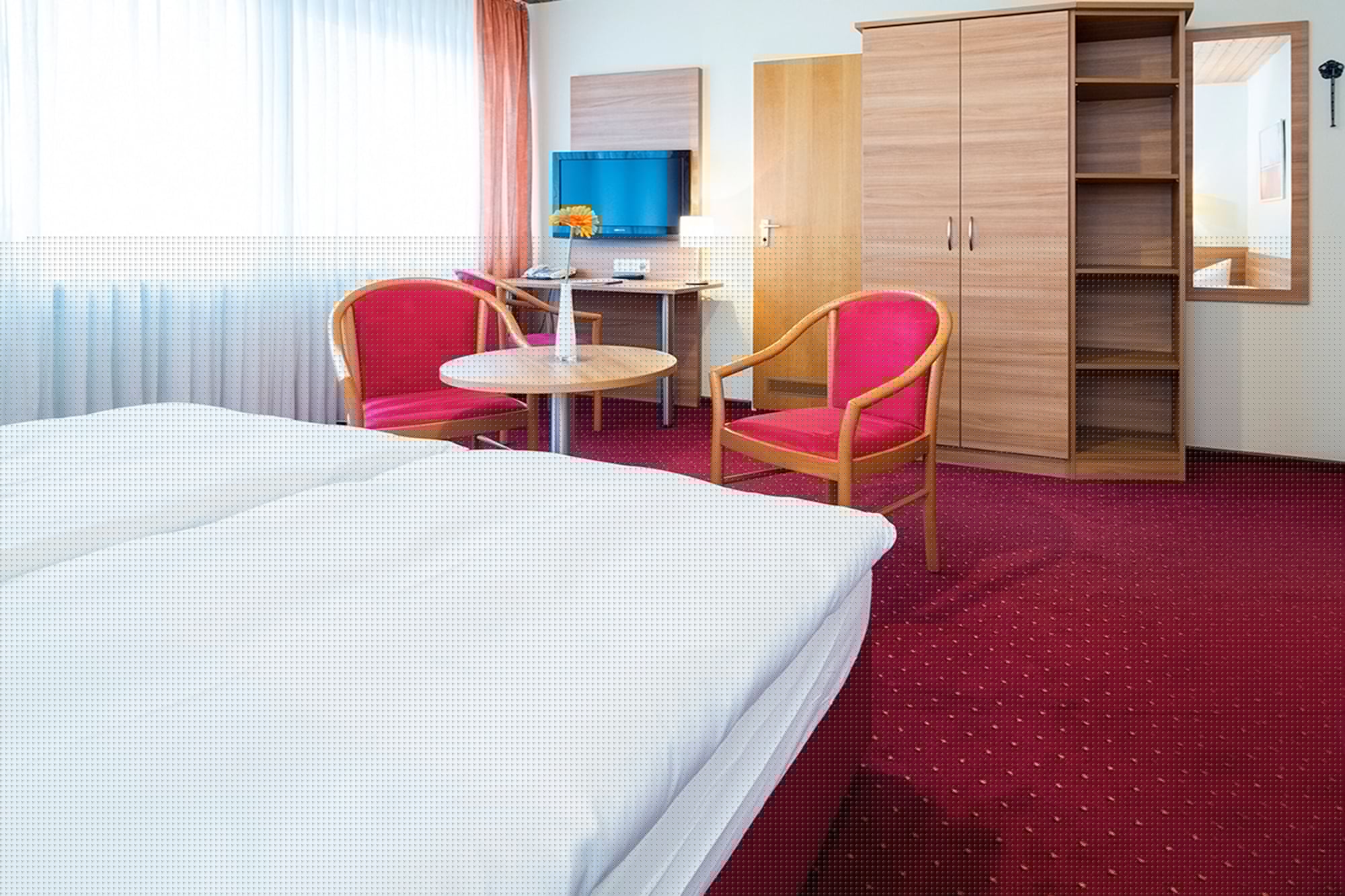 ROOM, TRIPLE