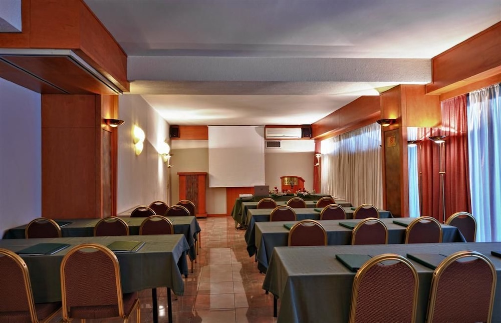 Esperia Hotel 34/39