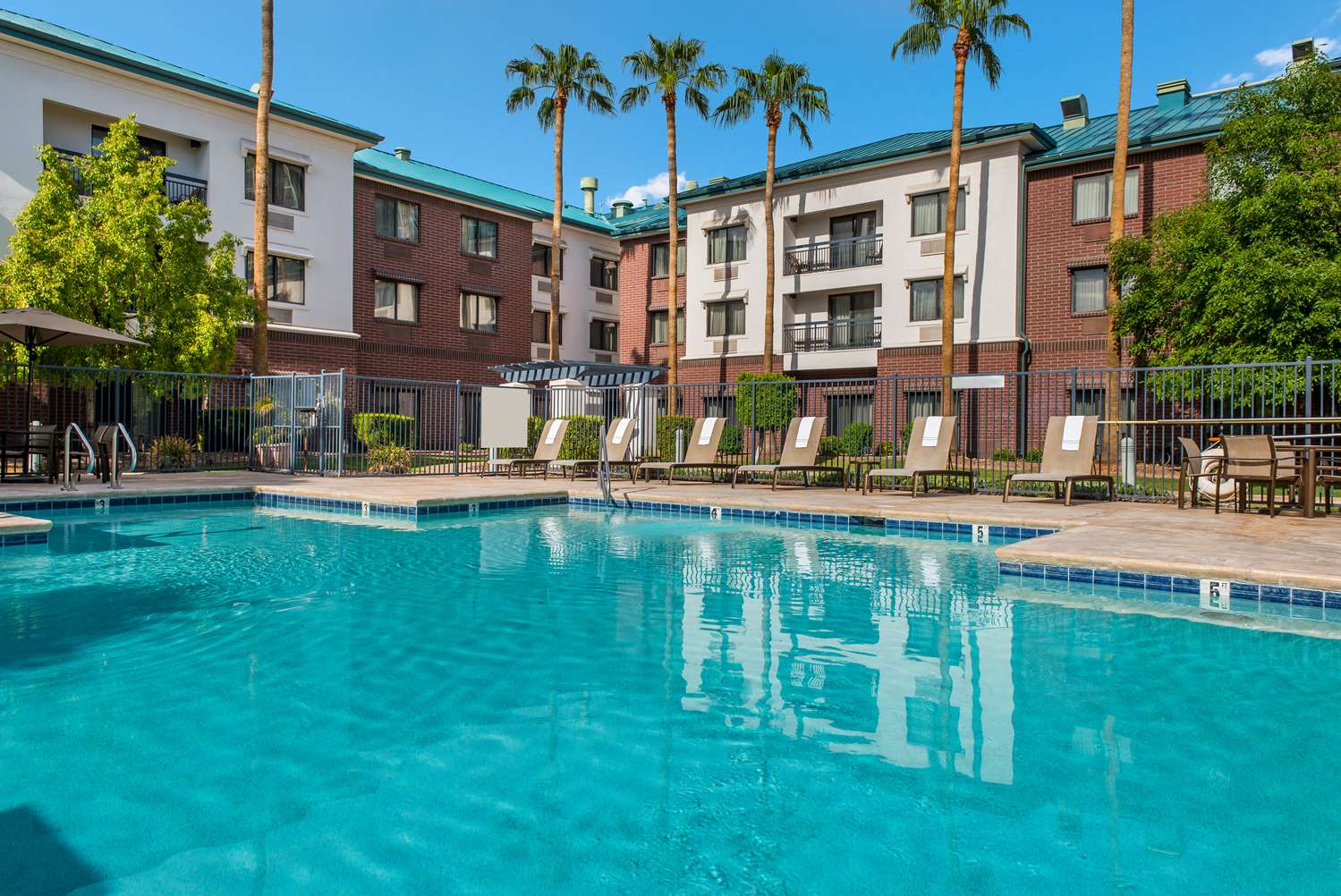 Sonesta Select Tempe Downtown 25/26