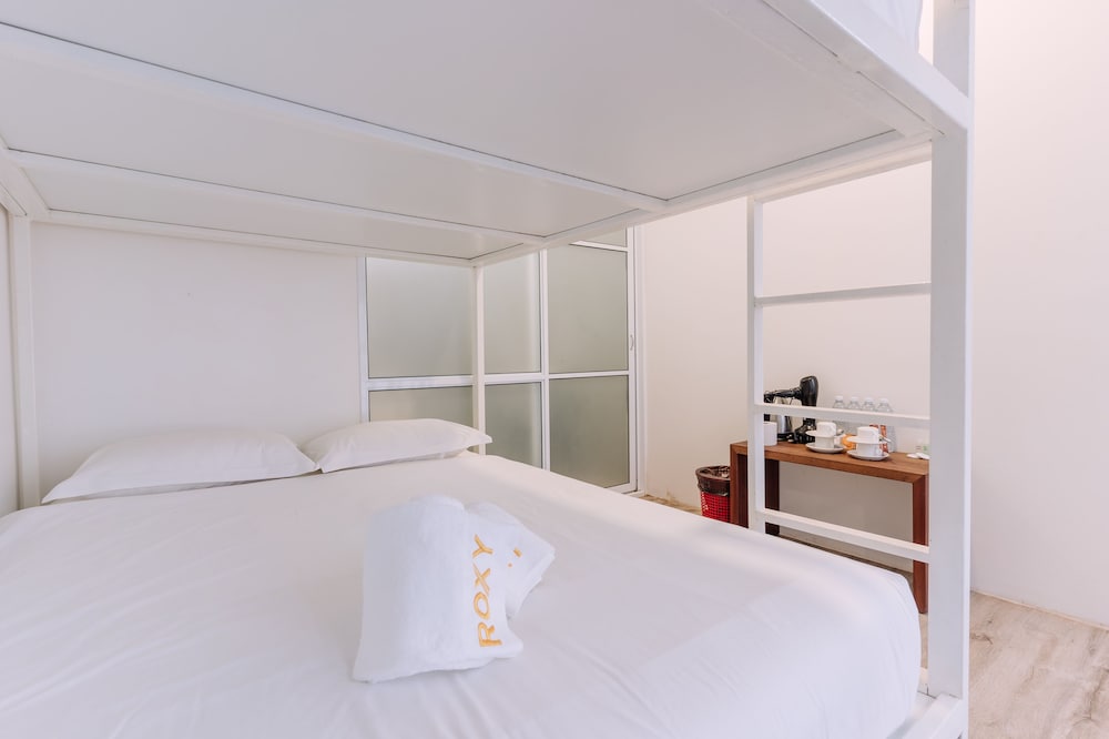 Roxy Sematan Villa And Townhouse 25/60
