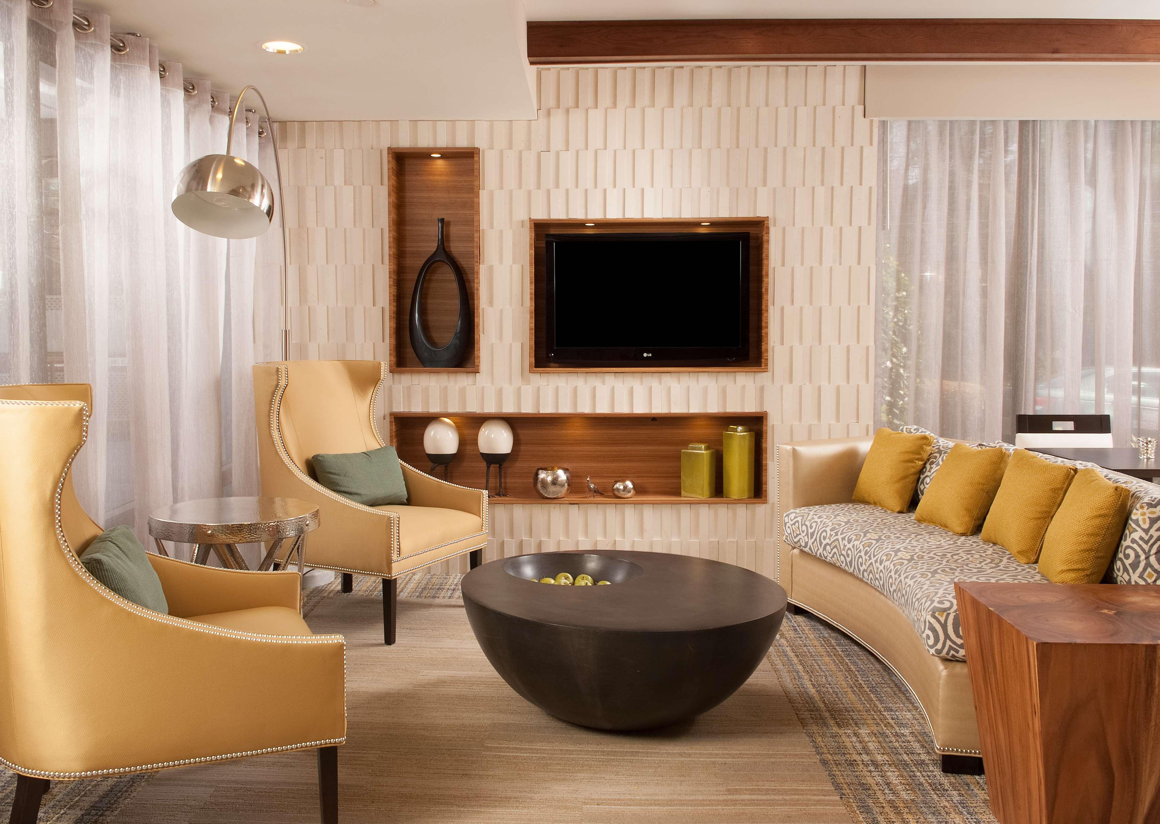 Atlanta-North Druid Hills Hotel 32/36
