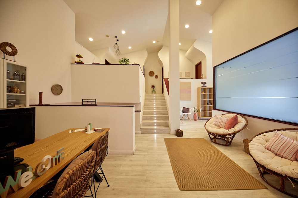 Pula Suites Boutique Resort 77/97
