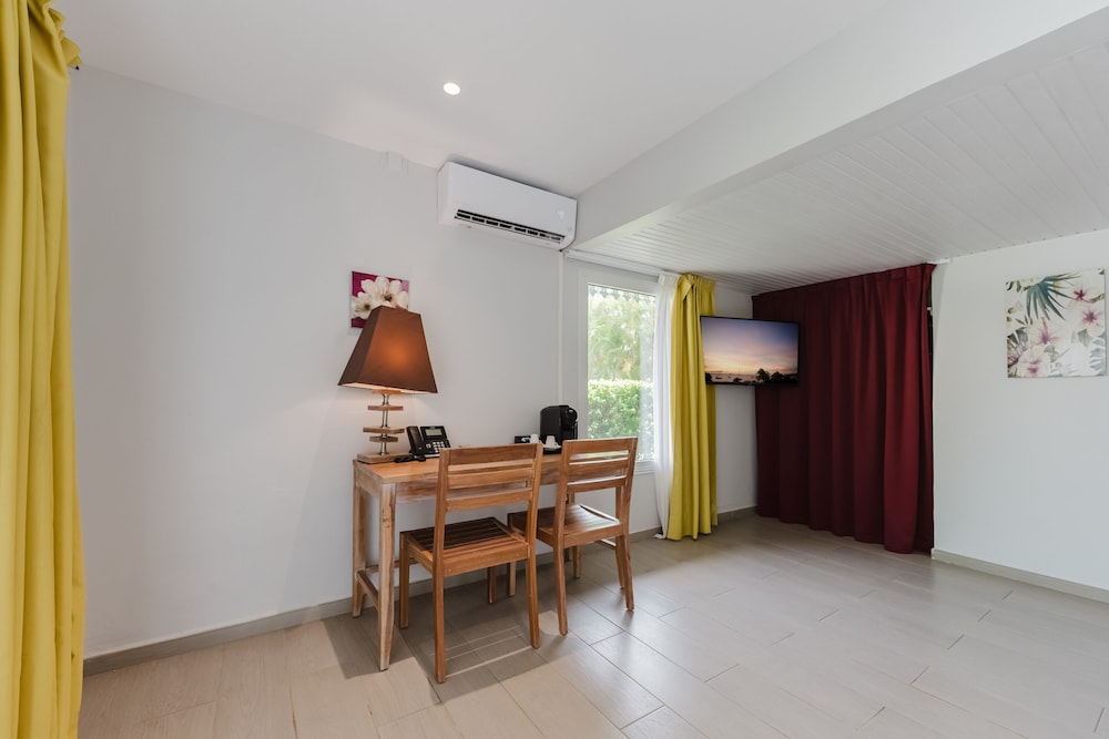 Hotel Fregate Bleue 54/72