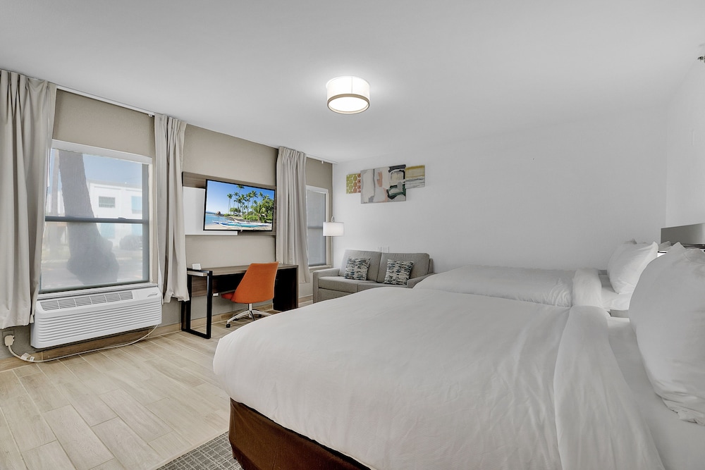 جناح بسريرين كوين مع أريكة، Comfort Inn South Padre Island Central 2/3