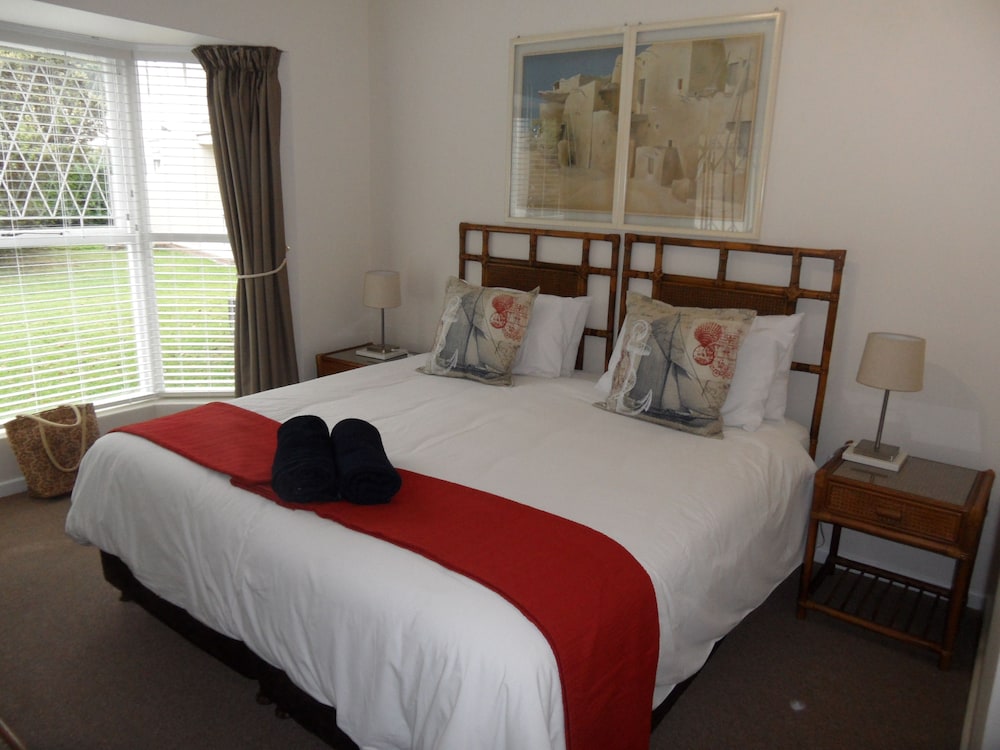 Bayside Lodge 6/47