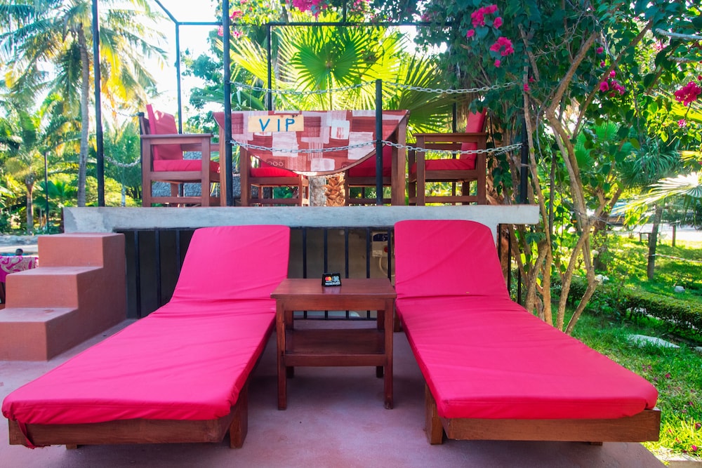 Perfect Home Two minutes to Kijiji Beach [VR] 26/50