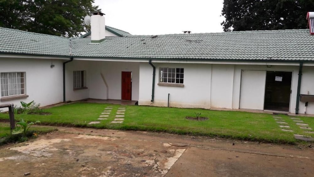 Hoyo Hoyo Machadostud Lodge 21/27