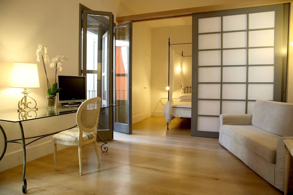 Hotel Antica Locanda Dei Mercanti 37/48