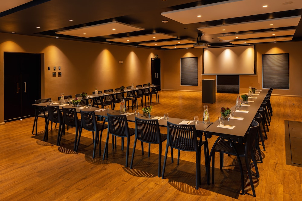 Sky Villa Boutique Hotel 37/50