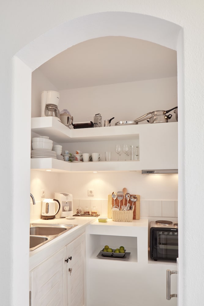 Mykonos Town Suites 3/46