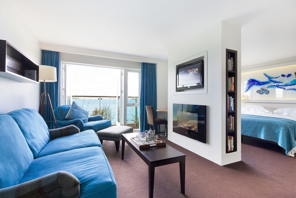 Cliff House Hotel 12/50
