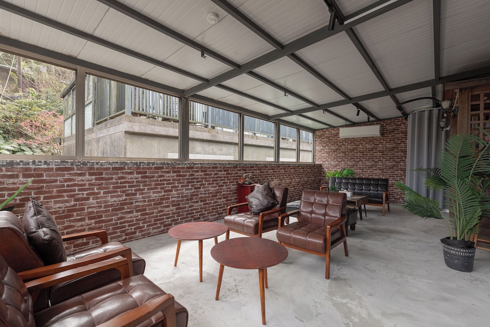 H& Jiufen The Ocean Theory BnB 28/38