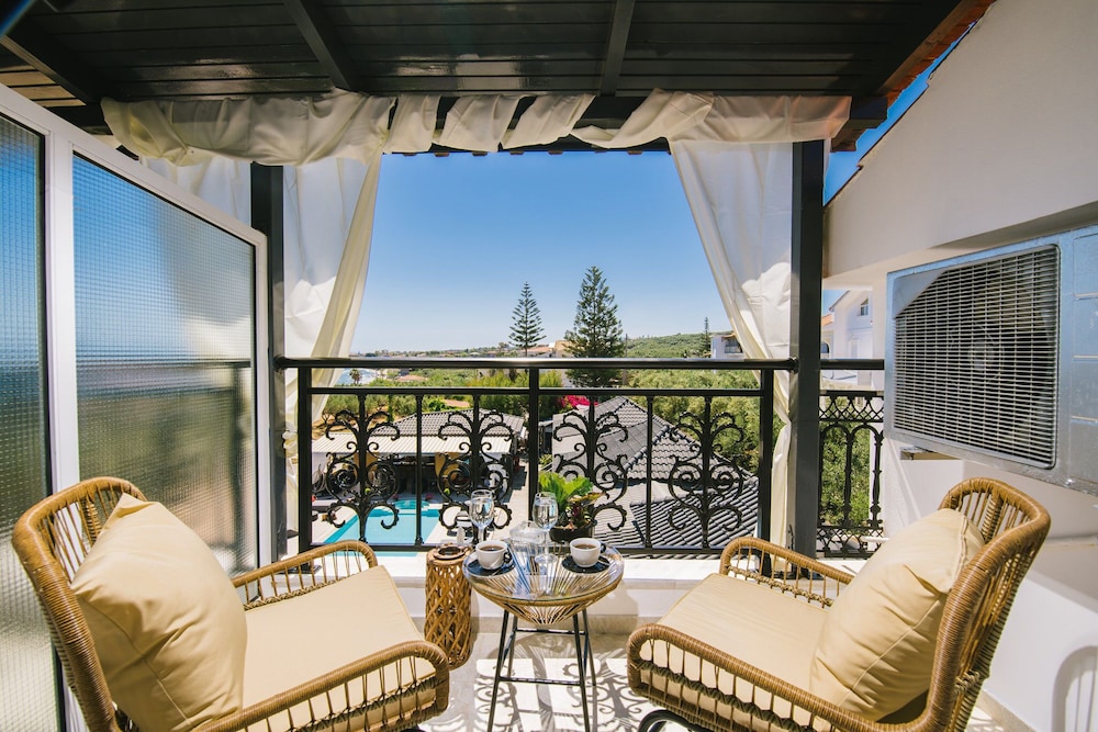 Villa Corali 21/50