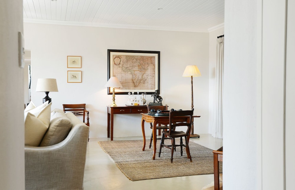 Tomjachu Bush Lodges 58/74