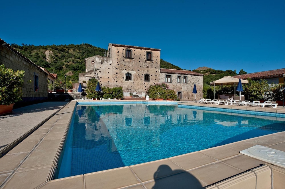 The Borgo Alcantara 3/70