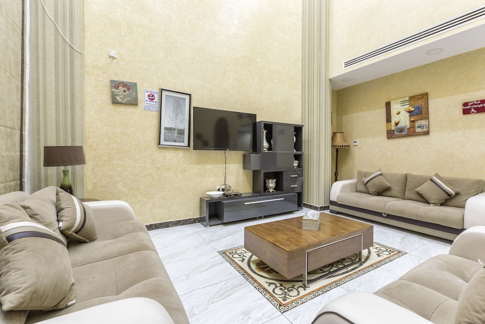 La Rive Hotels & Suites (Formerly known as Ghosn Al Banafsej) 37/59