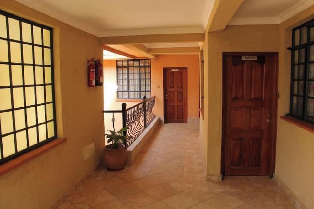 Davis Court Nyeri 9/23