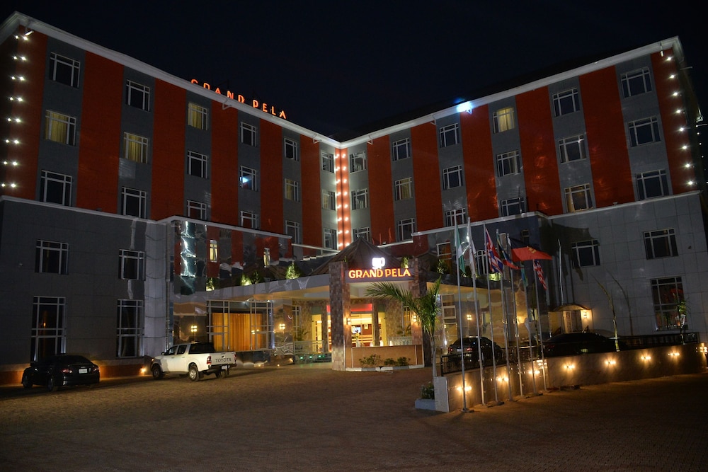 Grand Pela Hotel and Suites 33/44