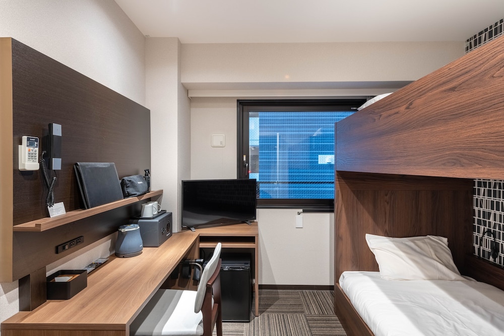 Hotel Sanrriott osakahommachi 46/50