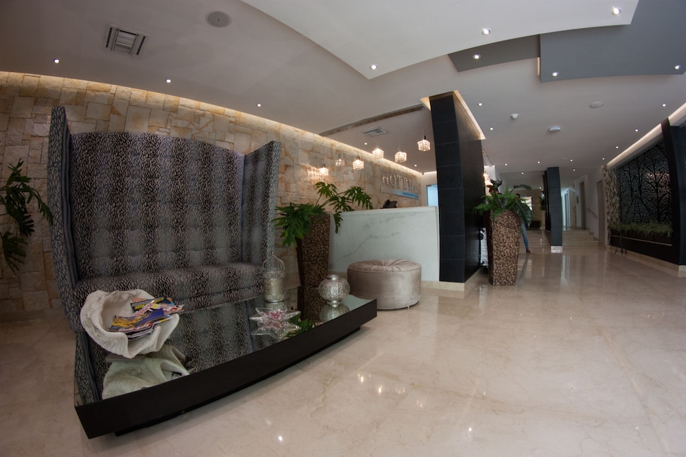 Hotel Washington Plaza By Sercotel 58/72