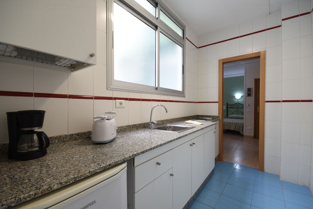 Apartamentos Tinoca 48/50