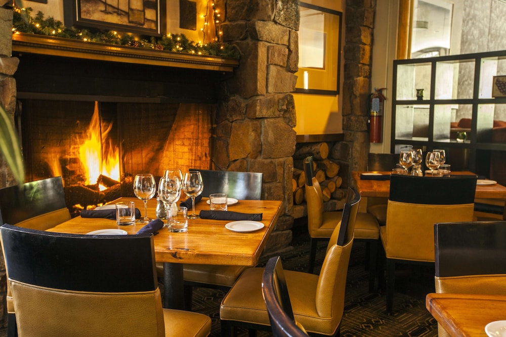 The Stonebridge Inn A Destination Hotel 35/45