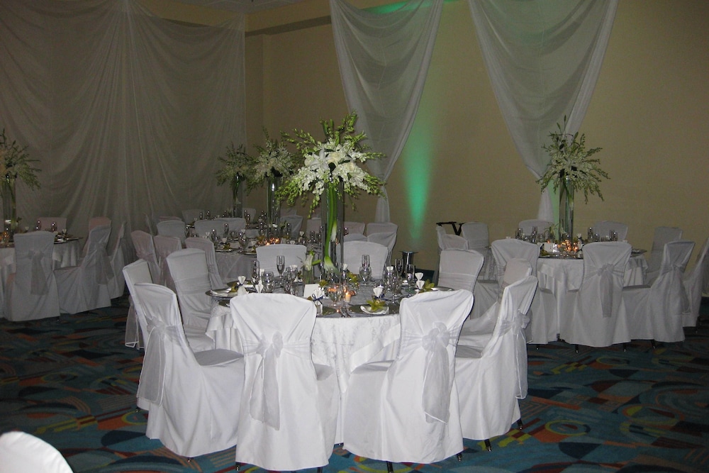 Courtyard Aguadilla 40/47