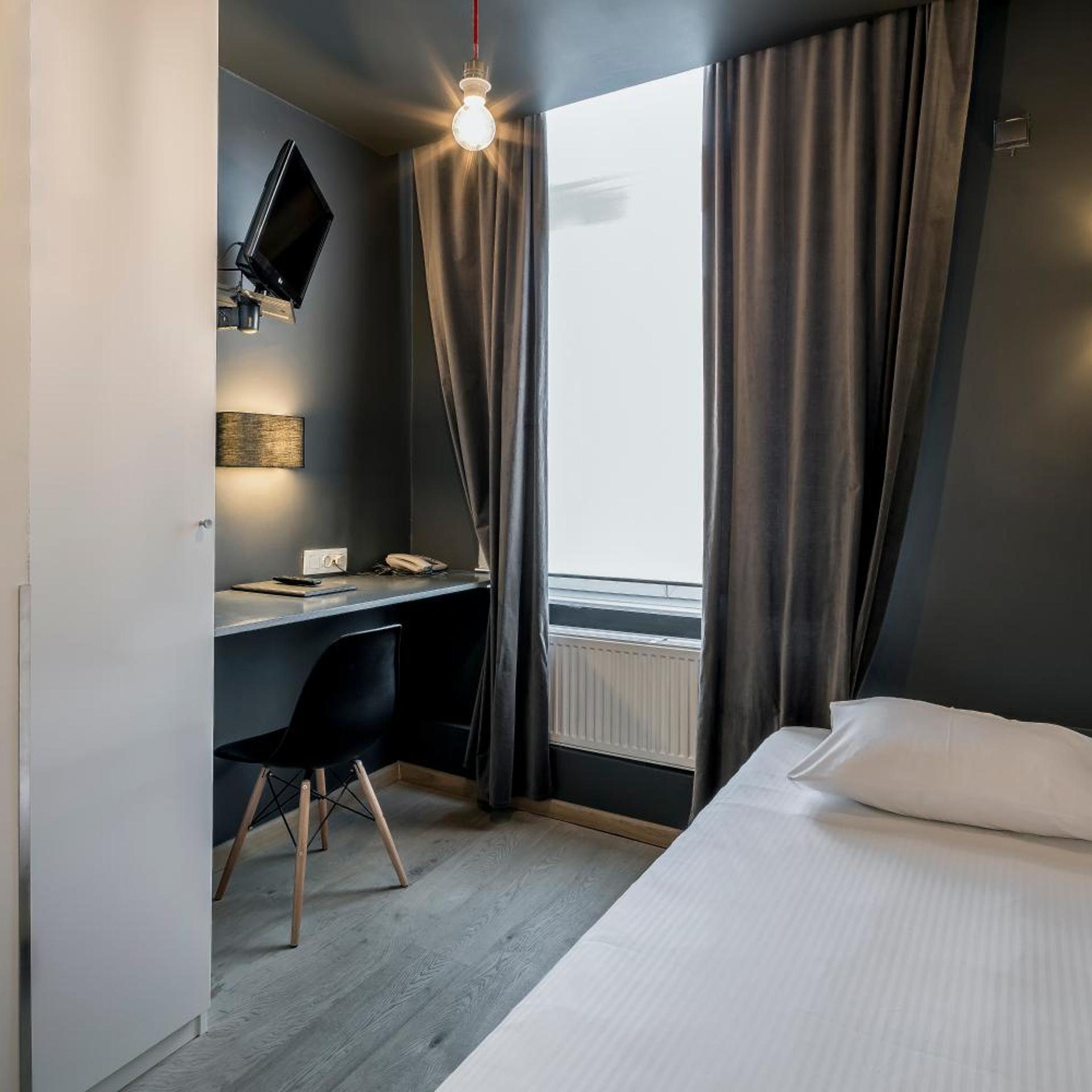 Hotel Le Cygne D' Argent 22/40