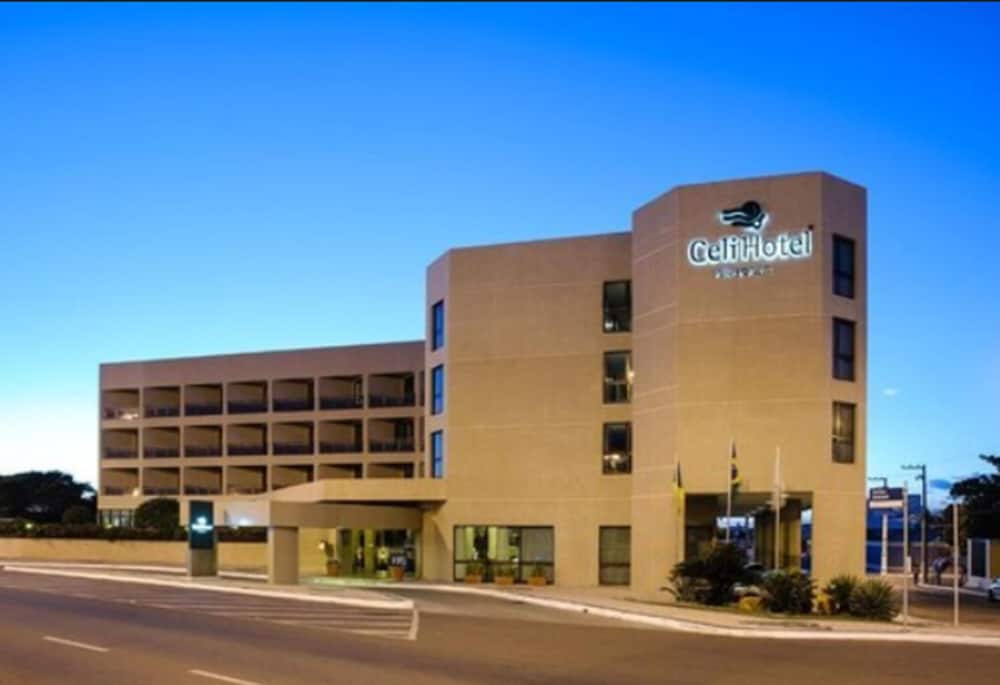 Celi Hotel Aracaju 2/53