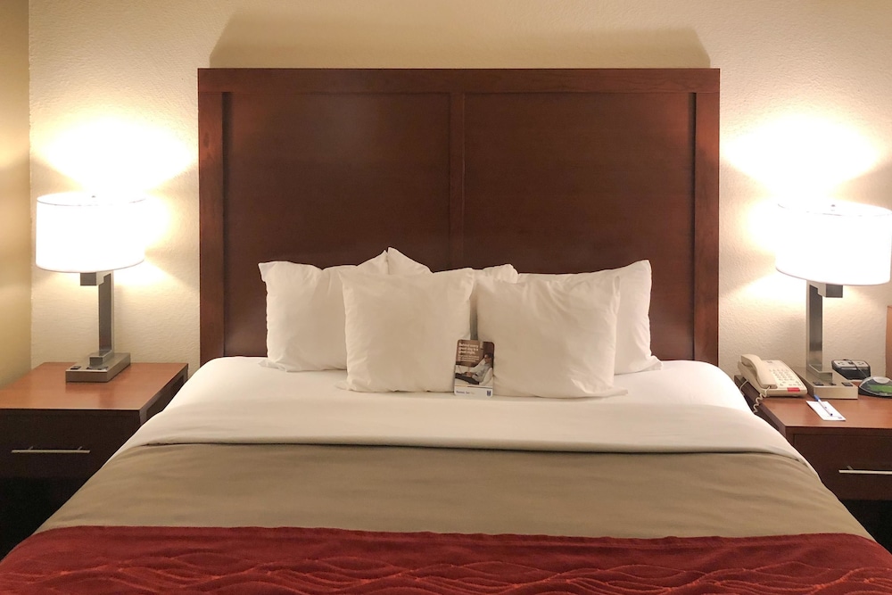 Comfort Inn Early Brownwood 9/32