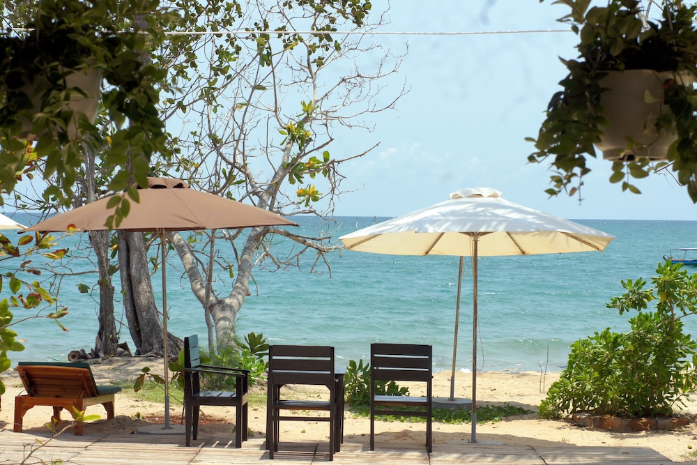 Gold Sand Beach Bungalow 35/41