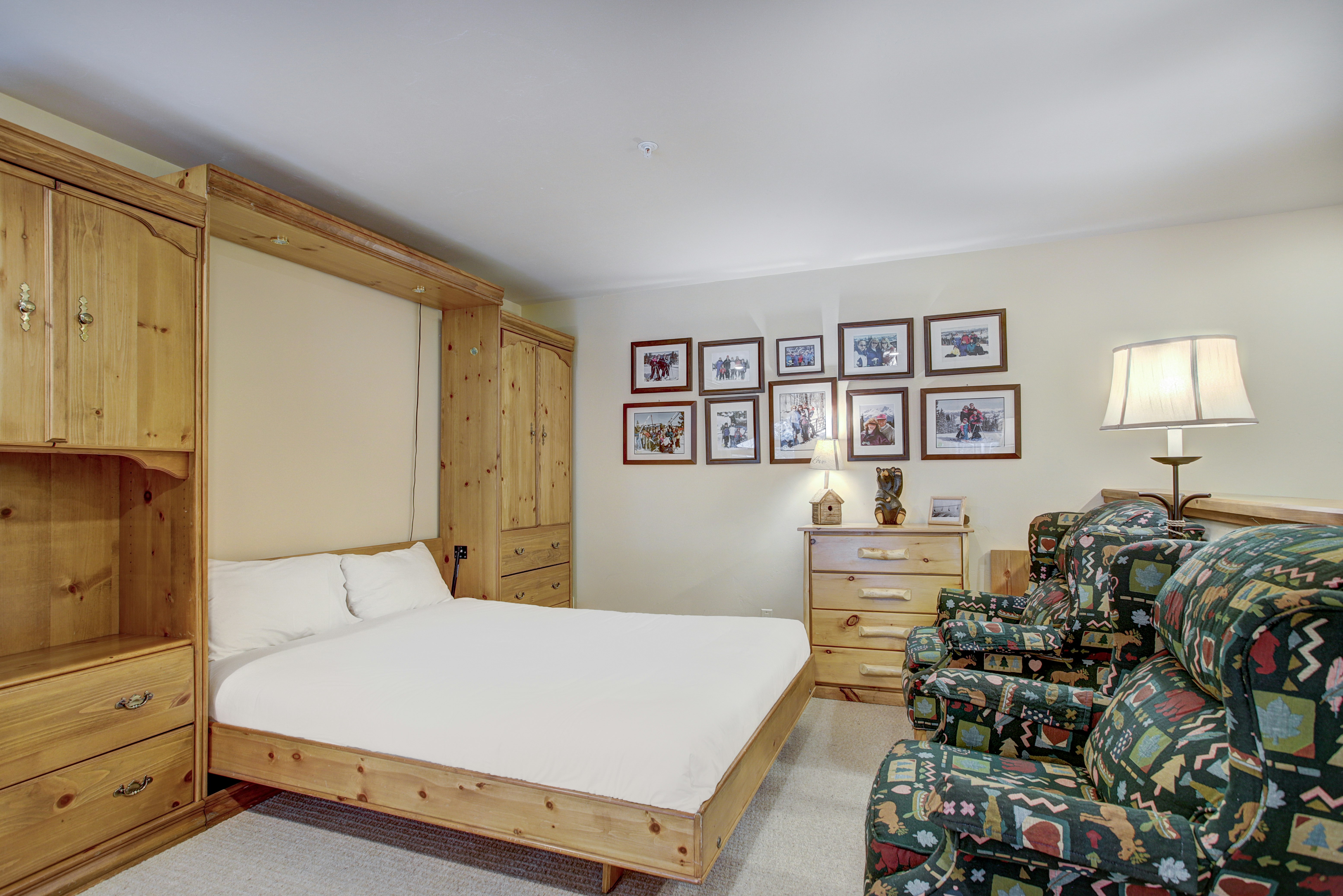 3 Bedrooms, Condominium, Loft