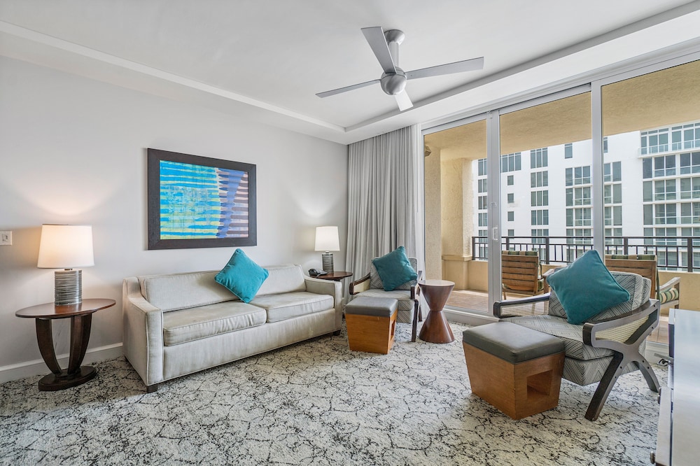 Palm Beach Singer Island Resort and Spa Luxury Suites 21/50