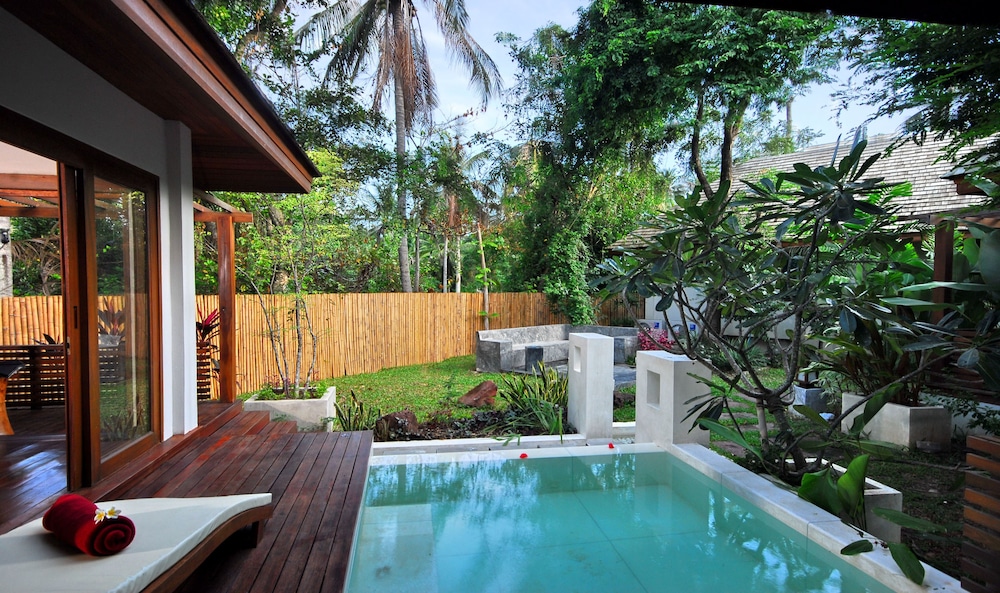 Zara Resort (ex The Privilege Hotel Ezra Royal Beach) 7/80