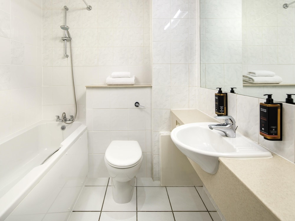 The Harlow Hotel By Accorhotels 56/58