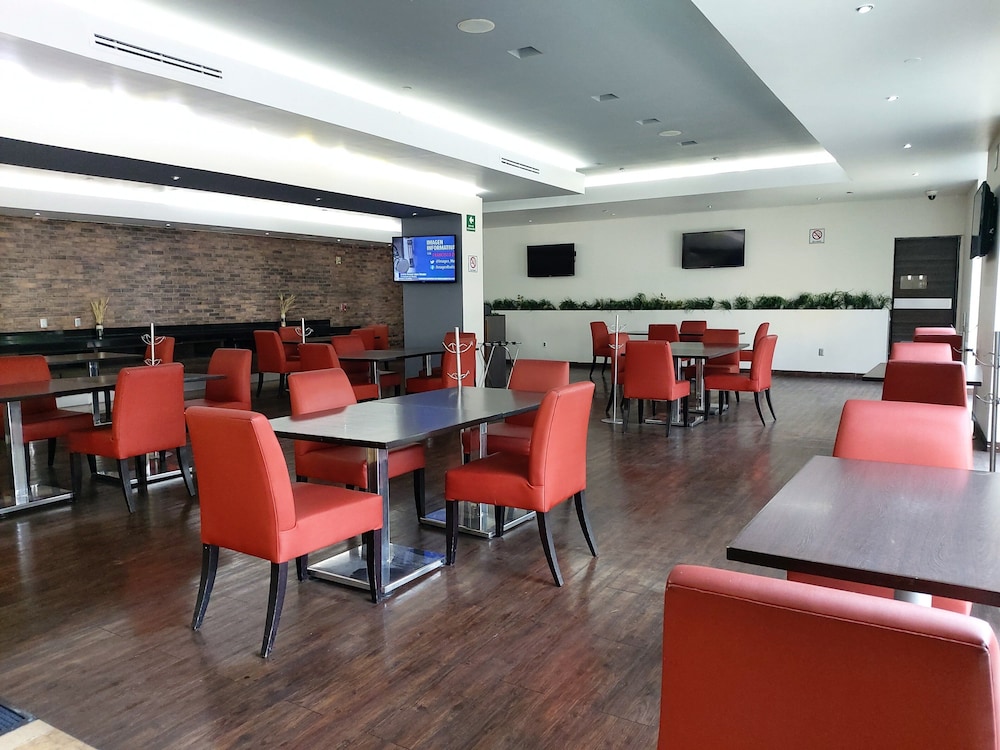 Real Inn Perinorte 45/56