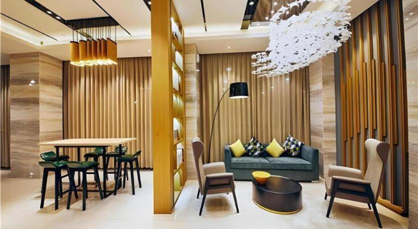 City Comfort Inn Nanning Nanhu Bridge Metro Station 50/64