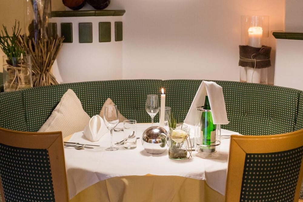 Landhotel Schütterbad 61/74