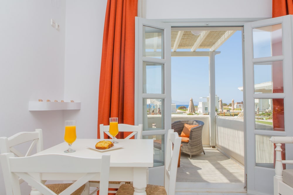 Sun and Moon Villas and Suites 49/72