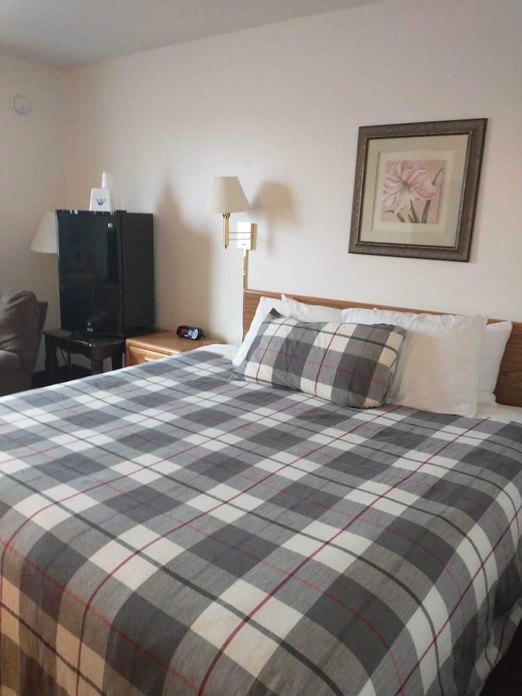 Sauk River Inn & Suites, a Travelodge by Wyndham 16/42