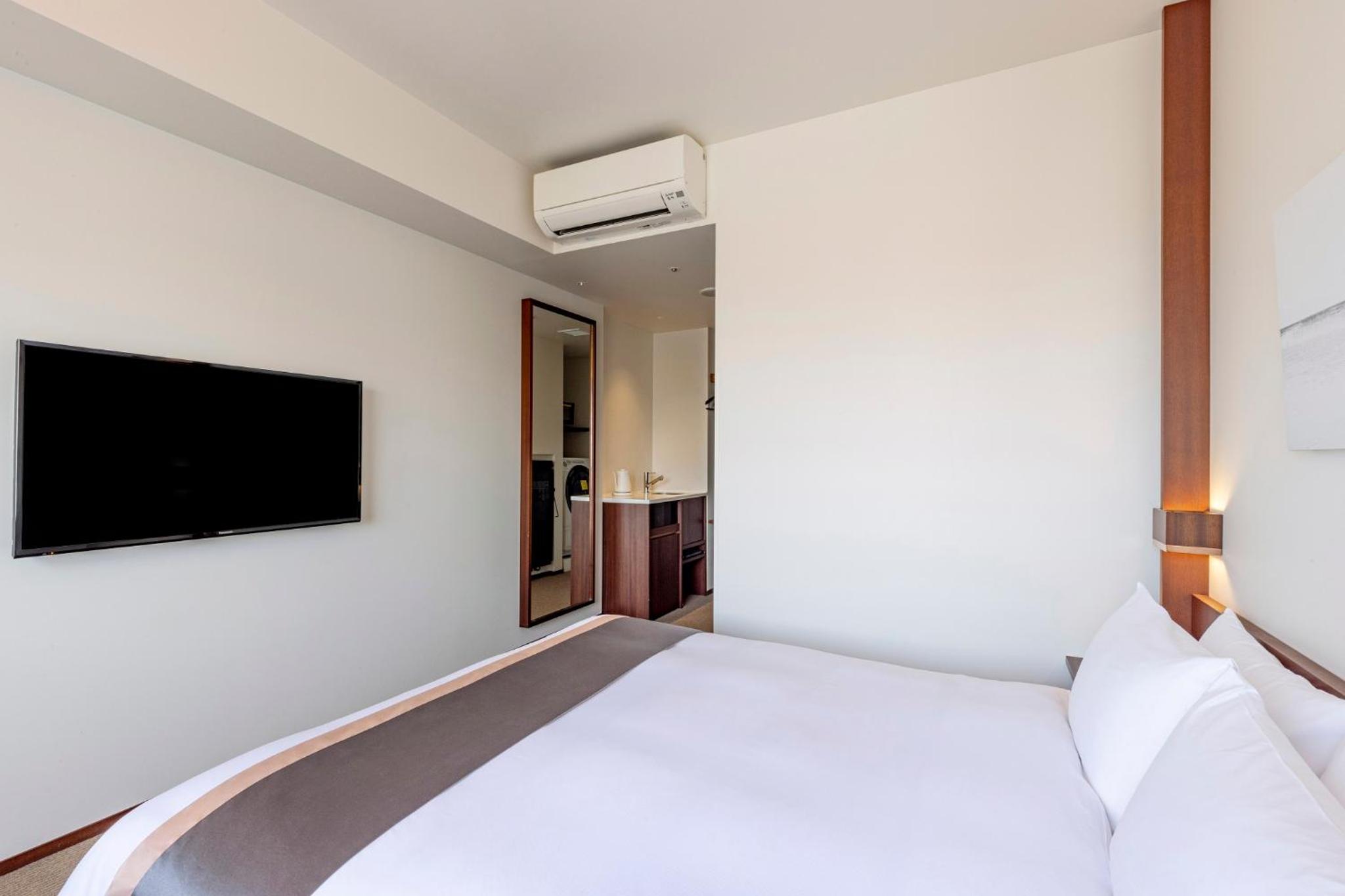 Residential, Double Bed