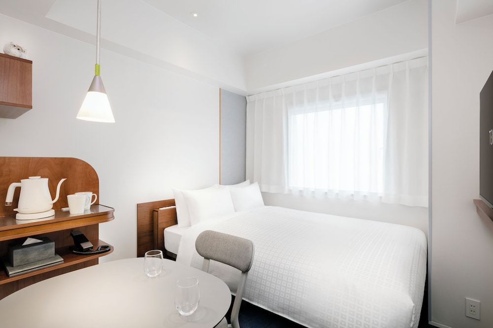MODERATE, SINGLE, DOUBLE BED