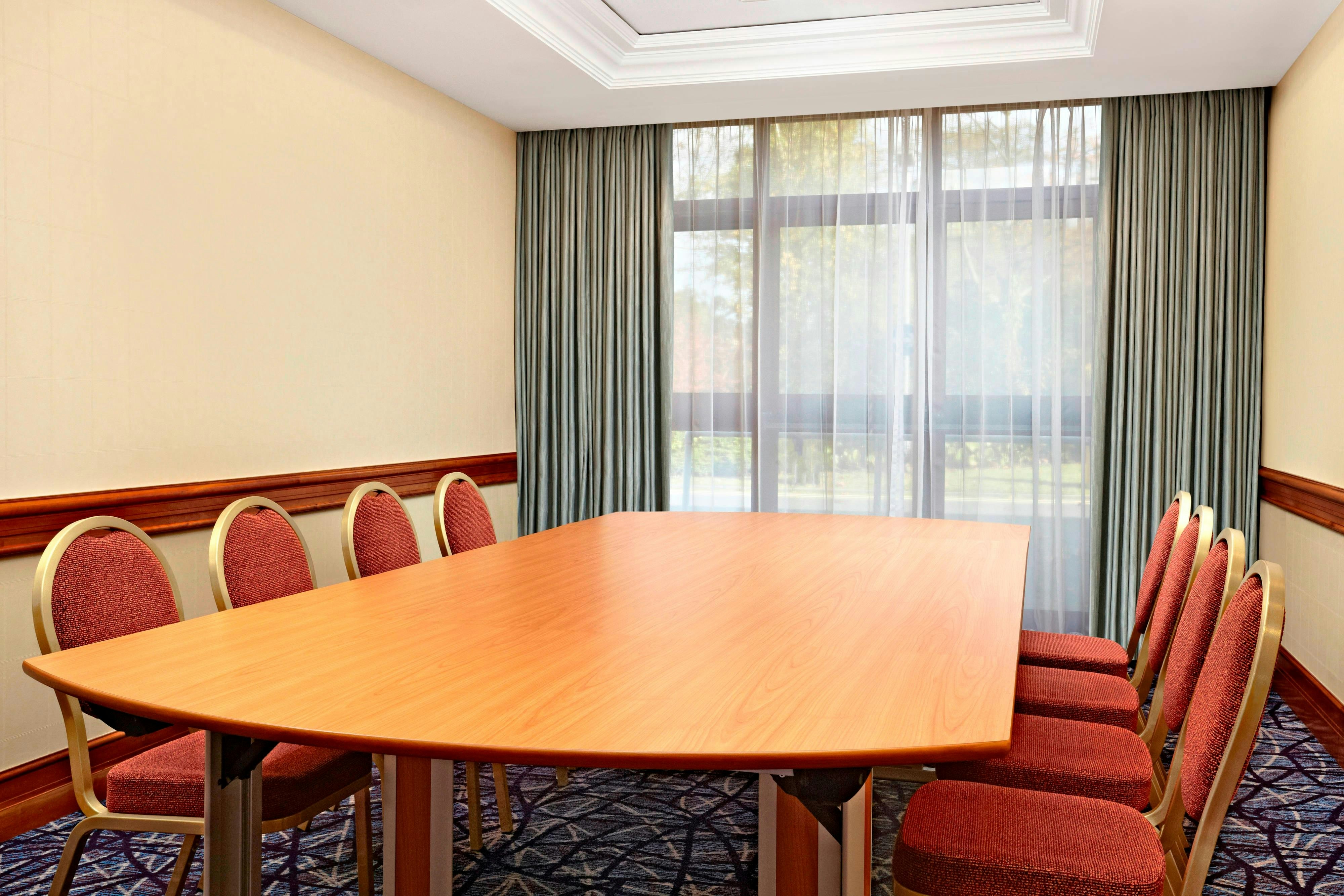 Sheraton Skyline Hotel London Heathrow 44/64