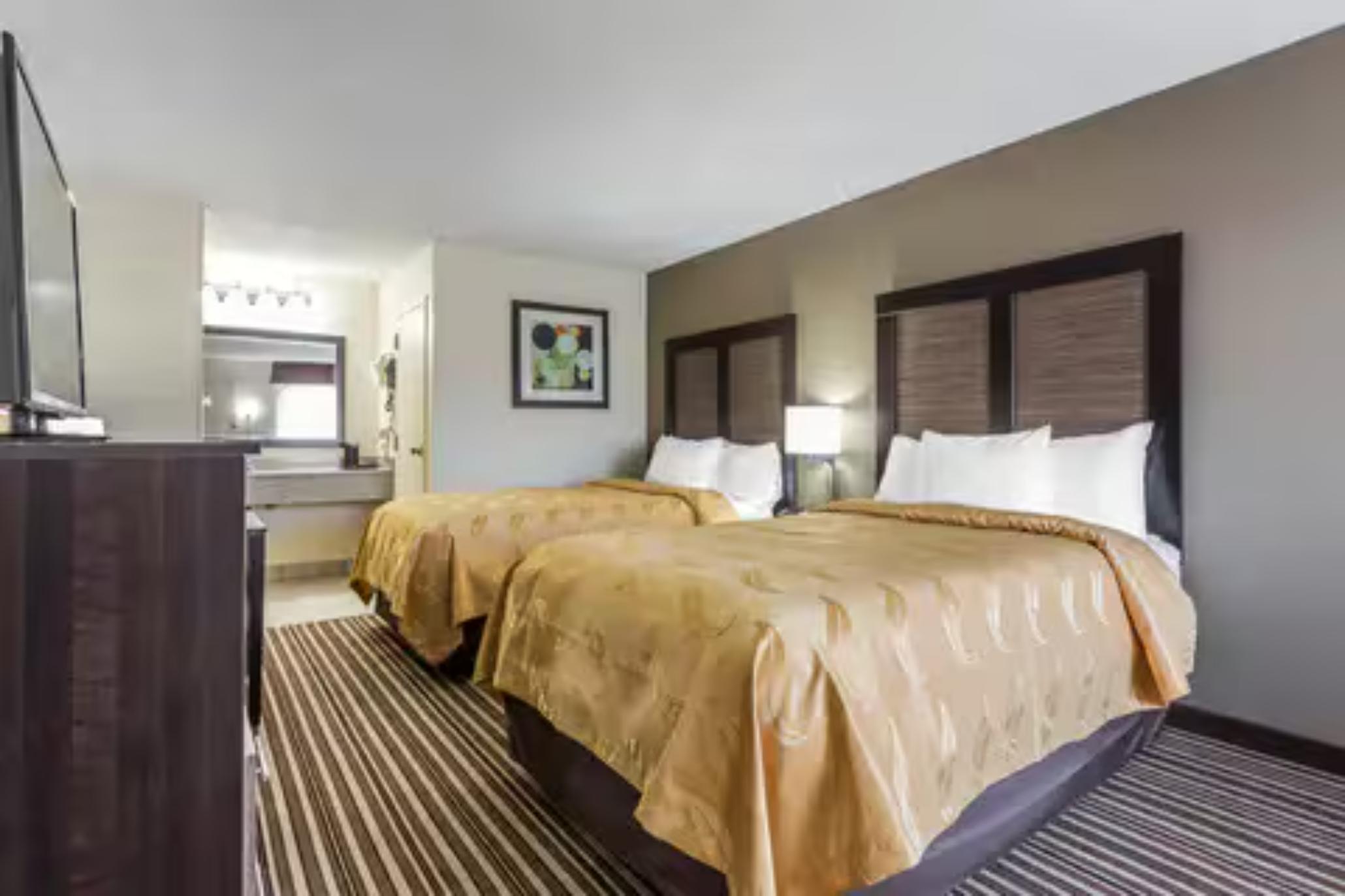 Upgrade, 2 Double Beds