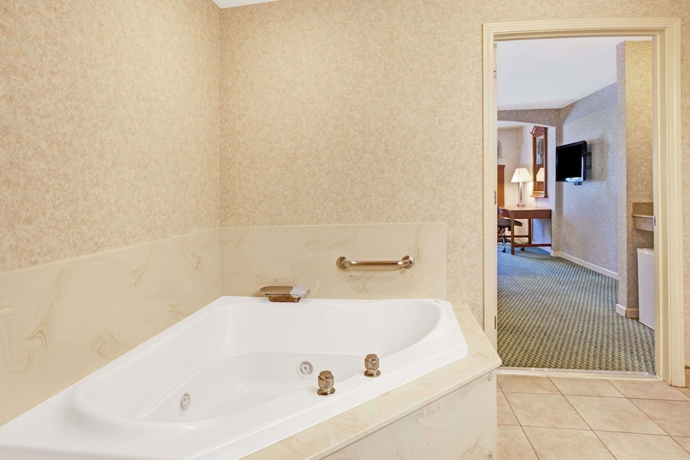 Hotel Aluxor SFO 21/46