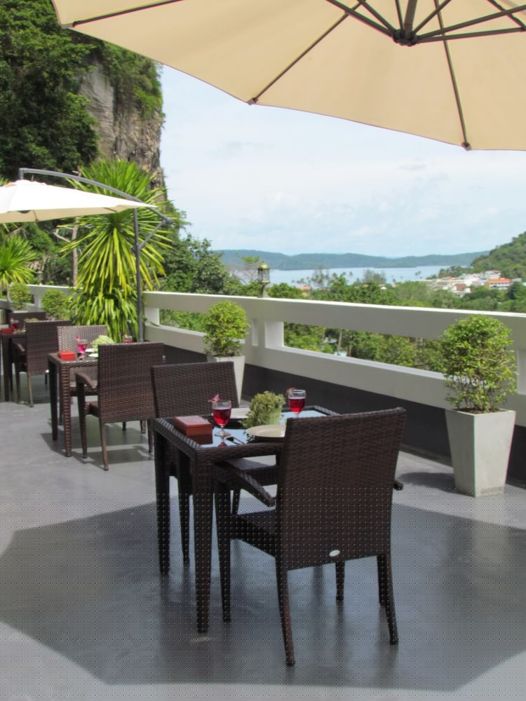 AONANG MOUNTAIN VIEW HOTEL 40/45