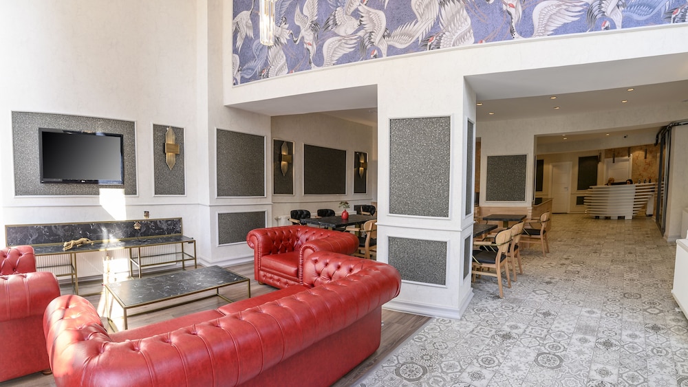 Global Suites Hotel 43/65
