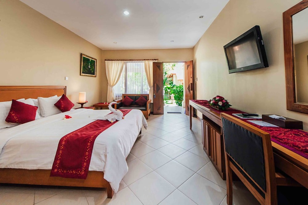 Kuta Puri Bungalow 33/73