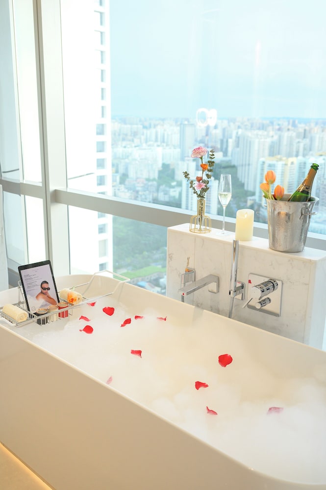 Sofitel Haikou Hotel 42/48
