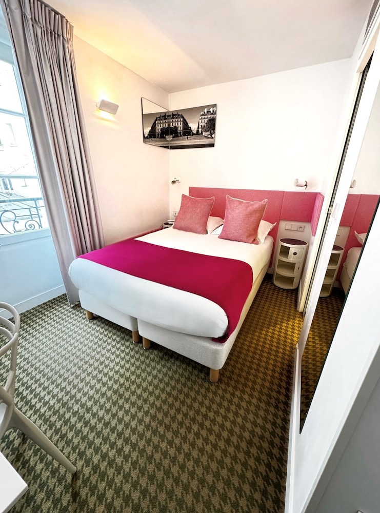 Hotel Mistral 11/54